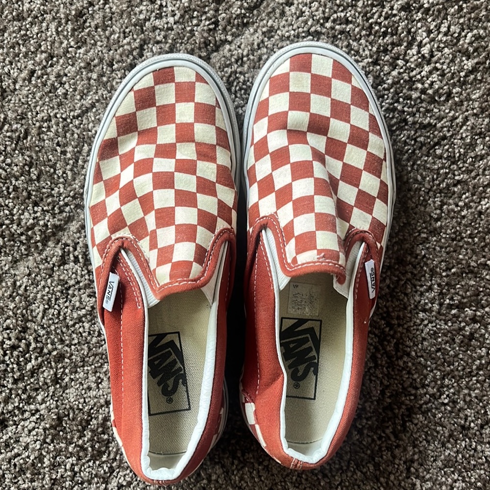 red checkered vans low top
